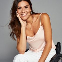 Debora posando para la campaña #MUYNOSOTRAS de Women'secret