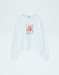 Sudadera sin capucha blanca con foto y firma de Rosalía de la colección cápsula de Rosalía para Pull and Bear