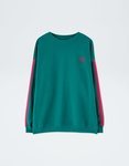 Sudadera verde agua de la colección cápsula de Rosalía para Pull and Bear