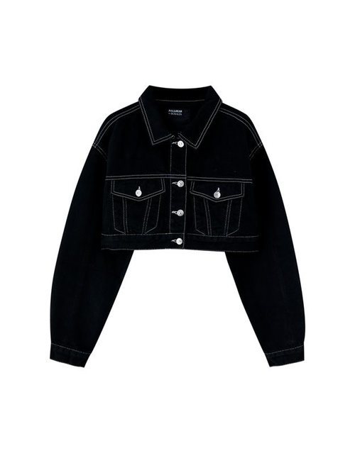 Chaqueta vaquera negra corta de la colección cápsula de Rosalía para Pull and Bear