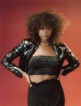 Berta Vázquez con un look de la colección de Navidad de Bershka 2018
