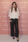 Rosanna Zanetti luce un look informal en el aniversario de 'Mypeeptoeshop'