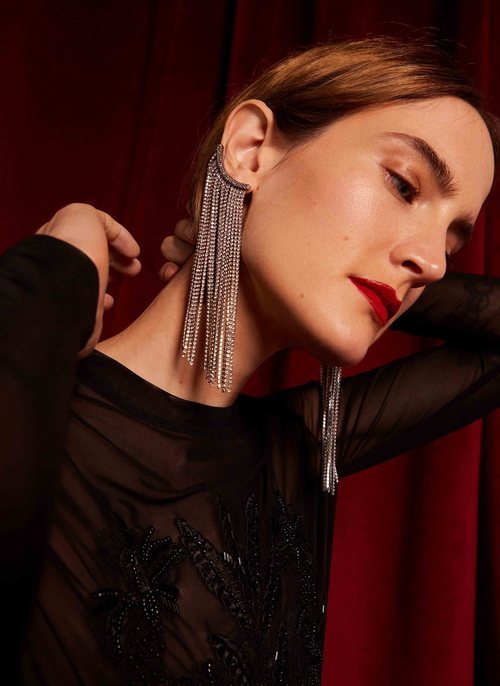 Pendientes maxi plateados de la colección de Navidad 2018 de Uterqüe