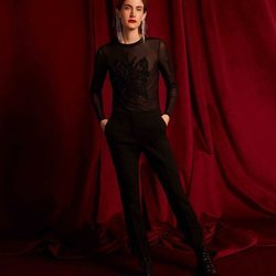 Camisa de transparencias con bordado de brillos de la colección de Navidad 2018 de Uterqüe