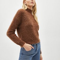 Jersey de punto marrón de Bershka 2018