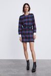 Vestido corto estampado de cuadros de Zara 2018