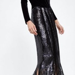 Falda de flecos de la colección otoño/invierno 2018/2019 de Zara