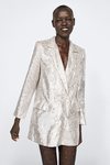 Blazer de lentejuelas de la colección otoño/invierno 2018/2019 de Zara