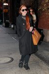 Lindsay Lohan con un look desaliñado de compras por Nueva York