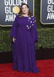 Melissa McCarthy con un vestido de Reem Acra en la alfombra roja de los Globos de Oro 2019