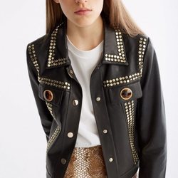 Cazadora motera de la colección primavera 2019 de Uterqüe