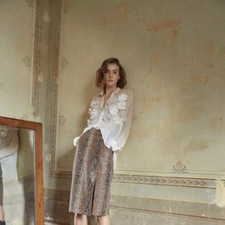 Falda animal print de la colección primavera 2019 de Uterqüe