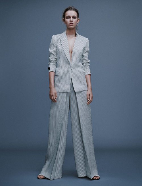 Traje de rayas de la colección primavera 2019 de Lanvin
