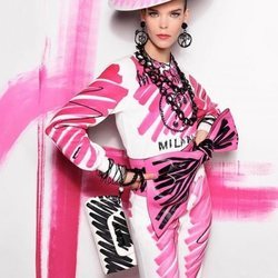 Traje rosa de la colección primavera 2019 de Moschino