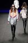Abrigo plateado de la colección otoño/invierno 2019 de Custo Barcelona