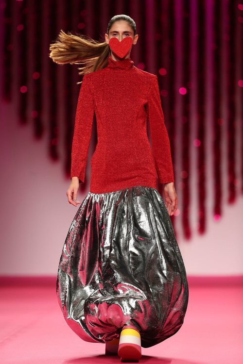 Falda superbombacha de la colección otoño/invierno 2019-2020 de Ágatha Ruiz de la Prada