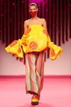 Top en forma de caramelo de la colección otoño/invierno 2019-2020 de Ágatha Ruiz de la Prada
