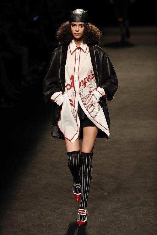 Camisa larga de la colección otoño/invierno 2019/2020 de Juan Vidal