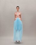 Vestido de tul azul colección Pre-Fall 2019 de Delpozo