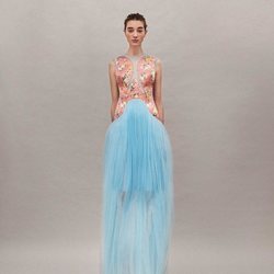 Vestido de tul azul colección Pre-Fall 2019 de Delpozo