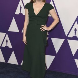 Amy Adams con un vestido verde en el almuerzo de nominados a los Oscar 2019