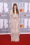 Florence Welch con un vestido de encaje en los Brit Awards 2019