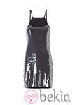Vestido glitter plateado de Mango