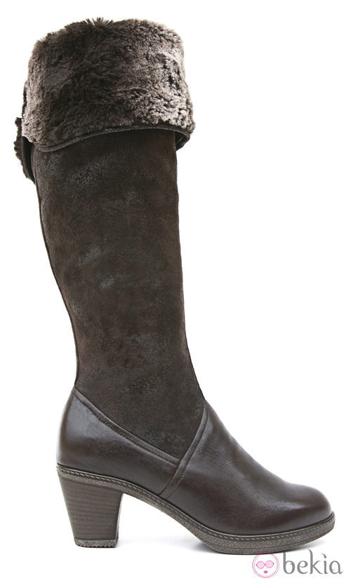 Bota alta de borrego de Ara de la colección Otoño/Invierno 2011/2012