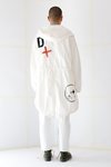 Look 'total white' de la nueva colección de otoño/invierno 2019 de la firma Davidelfín