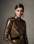 Vestido dorado de la colección primavera 2019 de Ralph Lauren