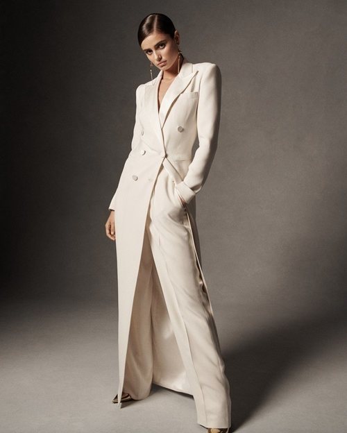 Abrigo blanco de la colección primavera 2019 de Ralph Lauren