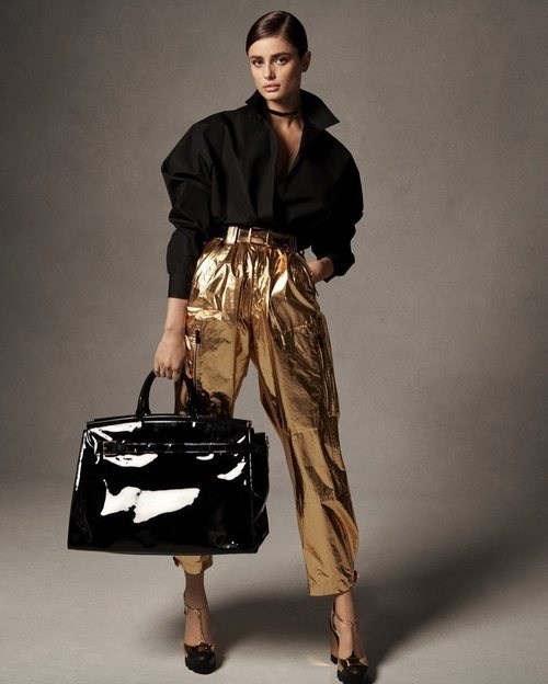 Pantalón dorado de la colección primavera 2019 de Ralph Lauren