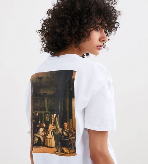 Camiseta blanca de las meninas nueva colección de Zara