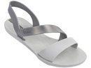 Sandalia Vibe plateada de la colección Primavera/Verano 2019 de Ipanema