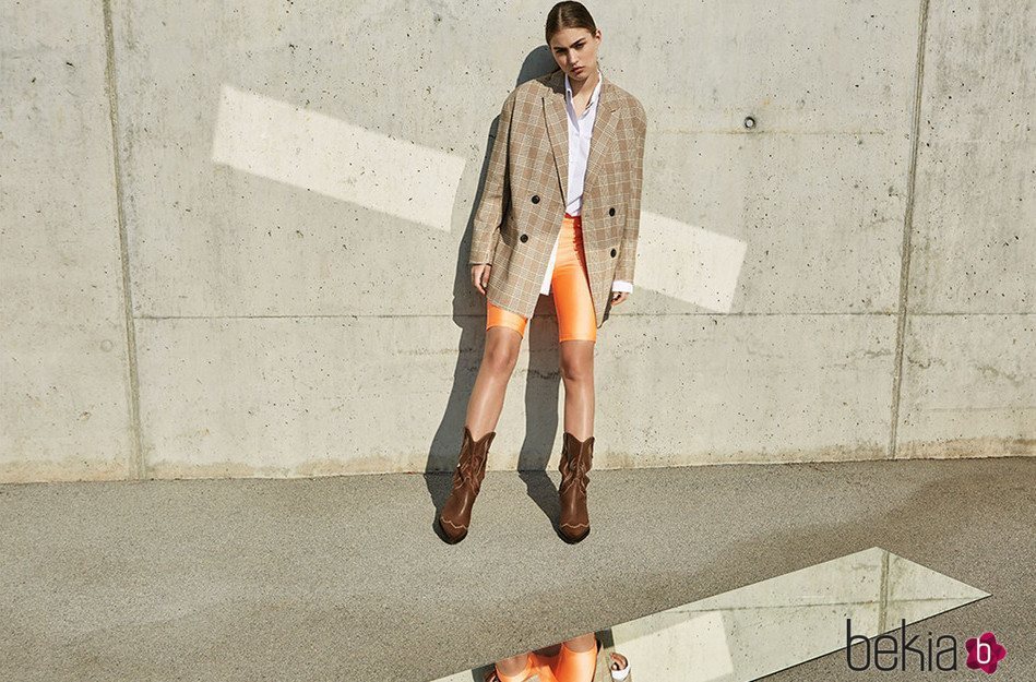 Mallas de ciclista del lookbook primavera/verano 2019 de Stradivarius