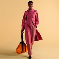 Vestido camisero y pantalón de tiro alto de la colección primavera/verano 2019 de Uniqlo