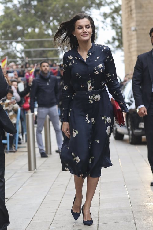 La Reina Letizia saliendo de la Misa de Pascua 2019