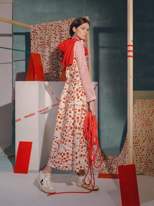 Vestido estampado de la colección primavera/verano 2019 de Compañía Fantástica