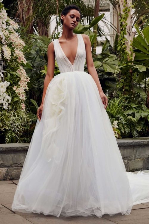 Vestido 'Azalea' de la colección de novias primavera 2020 de Vera Wang