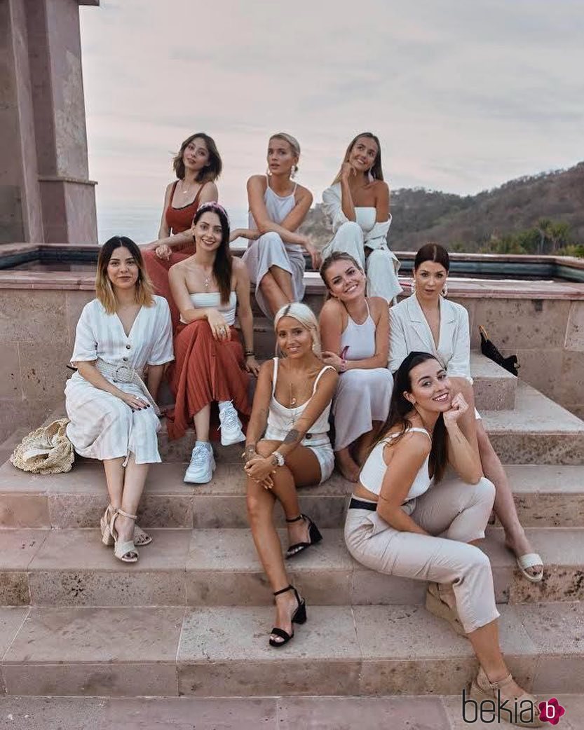 Stradivarius presenta su quinta edición de 'The Summer Expedition'
