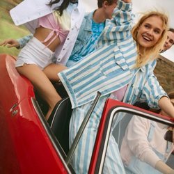 Cazadora oversize de la colección 'Music Summer Vibes' de Lefties