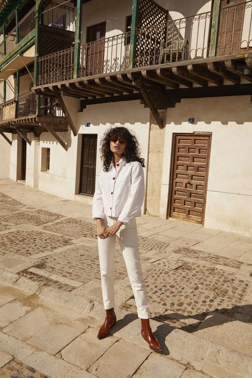 Chaqueta Ibiza y pantalones Deia de Amlul, temporada SS19, firma de Gala González