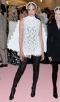 Gal Gadot vestida de Givenchy en la alfombra roja de la Gala MET 2019