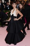 Penélope Cruz vestida de Chanel en la alfombra roja de la Gala MET 2019