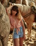 Blusa de cuadros de la colección verano 2019 de Stradivarius
