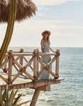 Maxi vestido azul de la colección verano 2019 de Stradivarius