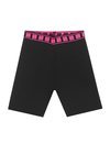 Mallas de ciclista en color negro con detalles en rosa fucsia de la colección Pull&Bear by Rosalía
