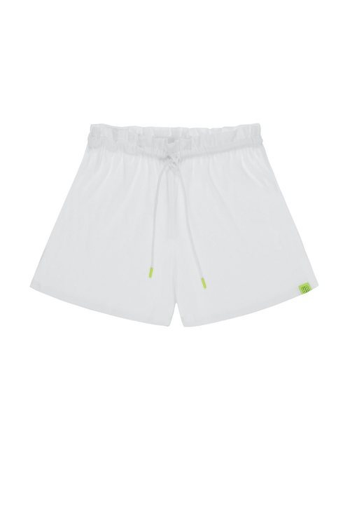 Shorts de nylon de la colección Pull&Bear by Rosalía