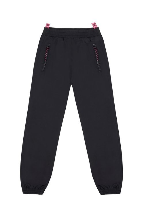 Pantalones de chándal de la colección Pull&Bear by Rosalía