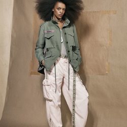 Pantalón multibolsillos de la colección 'SRPLS 2' de Zara